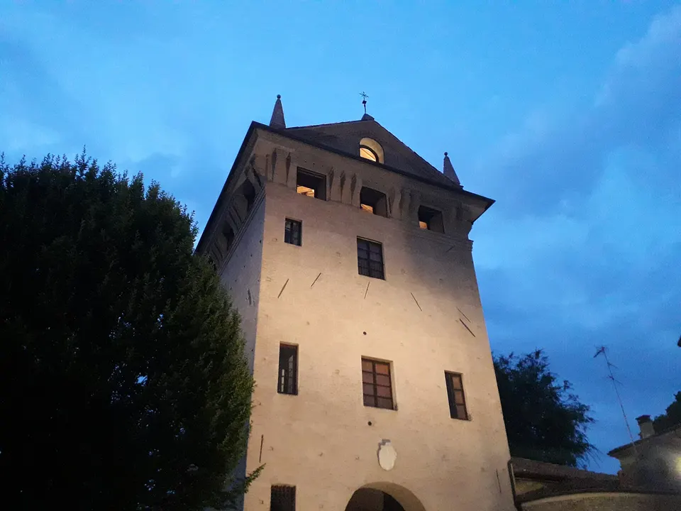 the photo shows the main tower of the former castle of Gonzaga (Mantua)